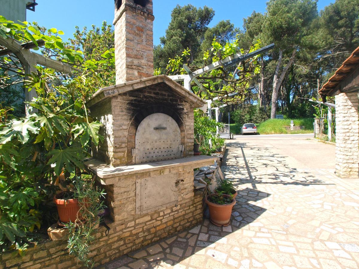 Apartments Pula 1618 Εξωτερικό φωτογραφία