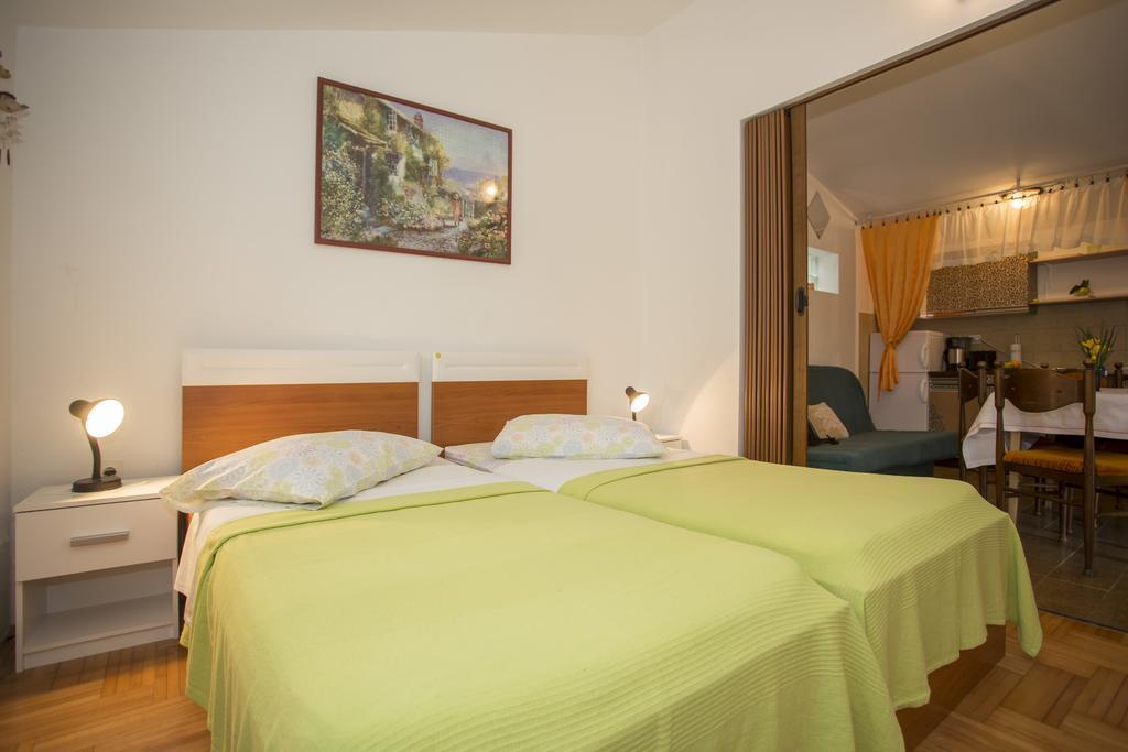 Apartments Pula 1618 Εξωτερικό φωτογραφία