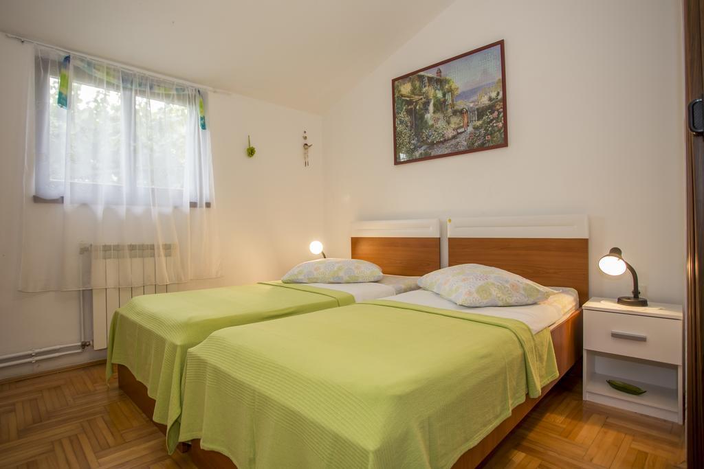 Apartments Pula 1618 Εξωτερικό φωτογραφία